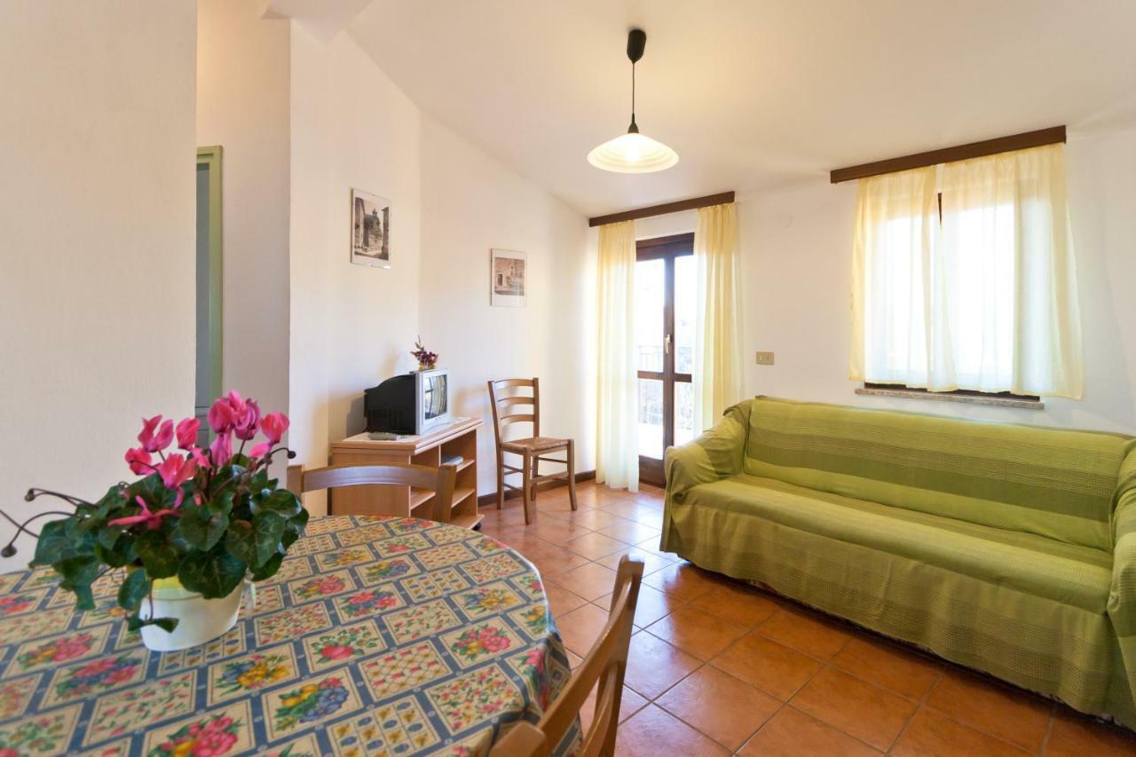 Apartments Redenta Tar-Vabriga Buitenkant foto